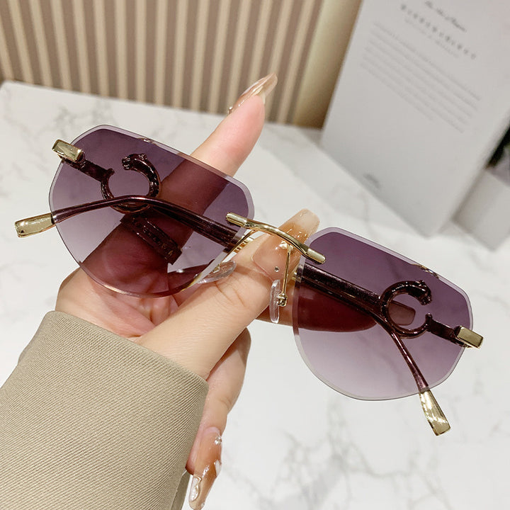 Women's trendy chic sunglasses in modern design with delicate metal frame Bowlift