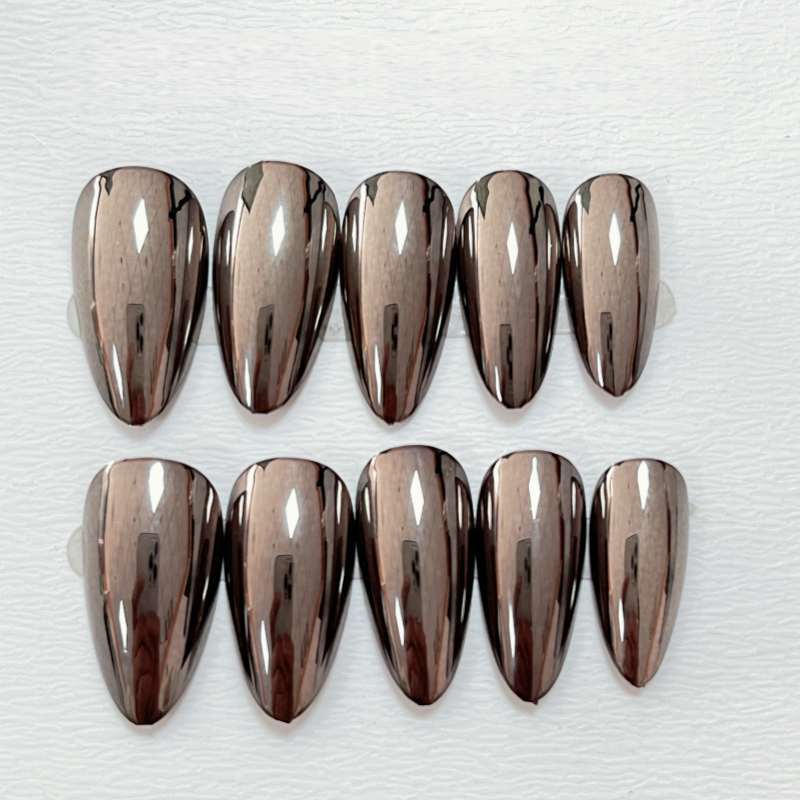 Glossy Black Stiletto Press-On Nails Bowlift