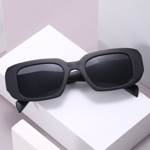 Women's trendy oversized sunglasses in fashionable rectangular design Bowlift