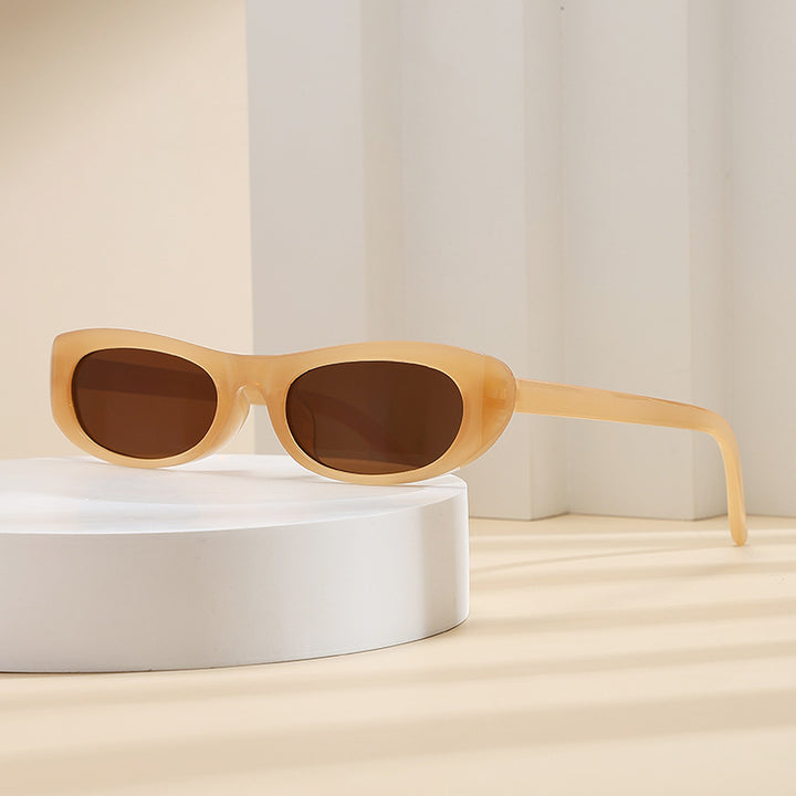 Ladies' fashionable sunglasses in elegant cat-eye style Bowlift