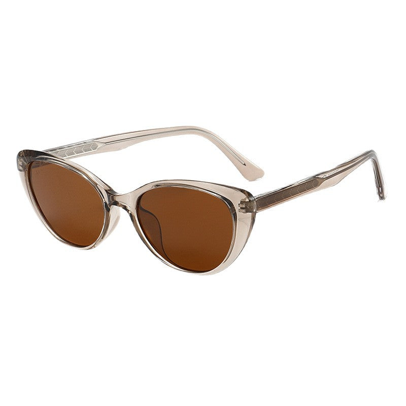 Women's Cat-Eye Sunglasses with luxurious, tinted lenses and stylish frame Bowlift
