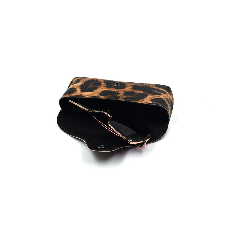 Stylish Leopard Print Eyewear Case Bowlift