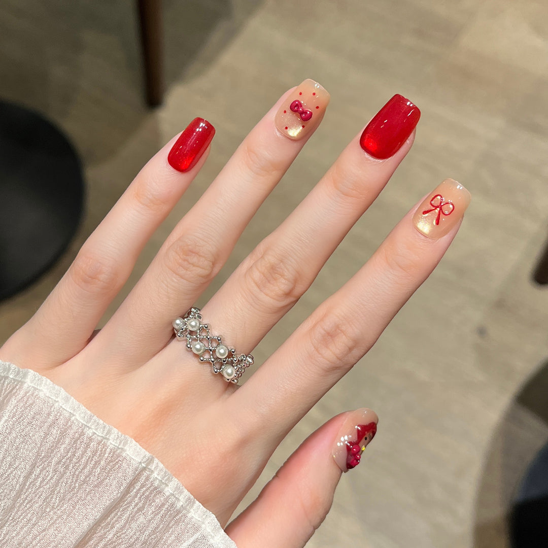 Playful Character-Themed Press-On Nail Art Bowlift