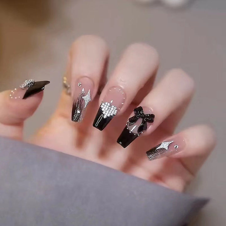 Glamorous artificial nails with sparkling accents Bowlift