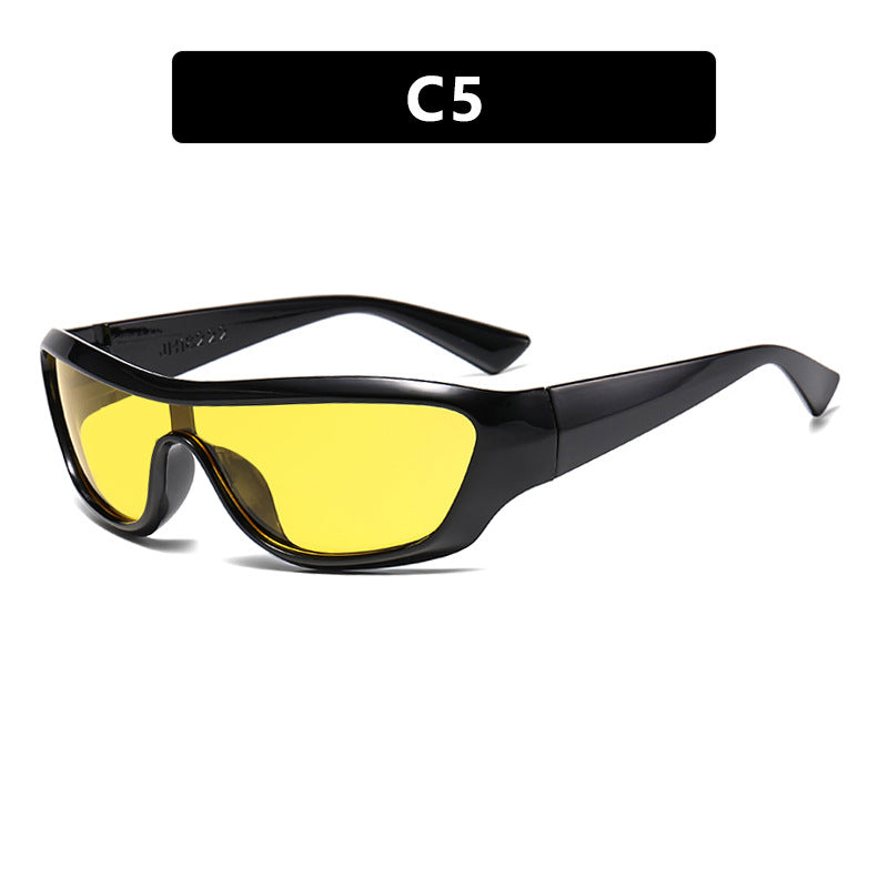 Women’s Sports Sunglasses with Ergonomic Design and Protective Lenses Bowlift