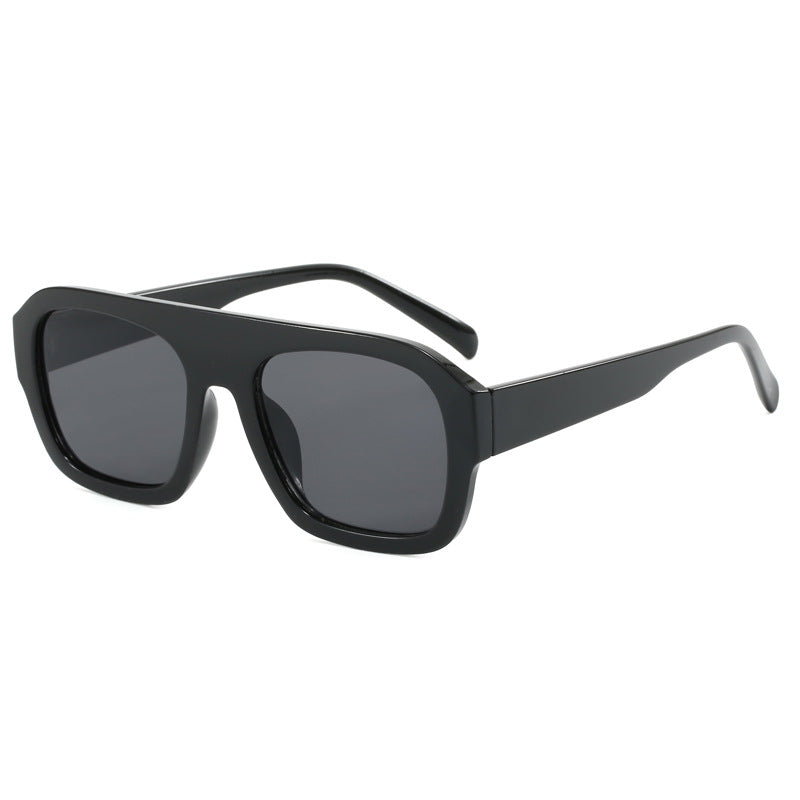 Ladies oversized square sunglasses with modern design Bowlift