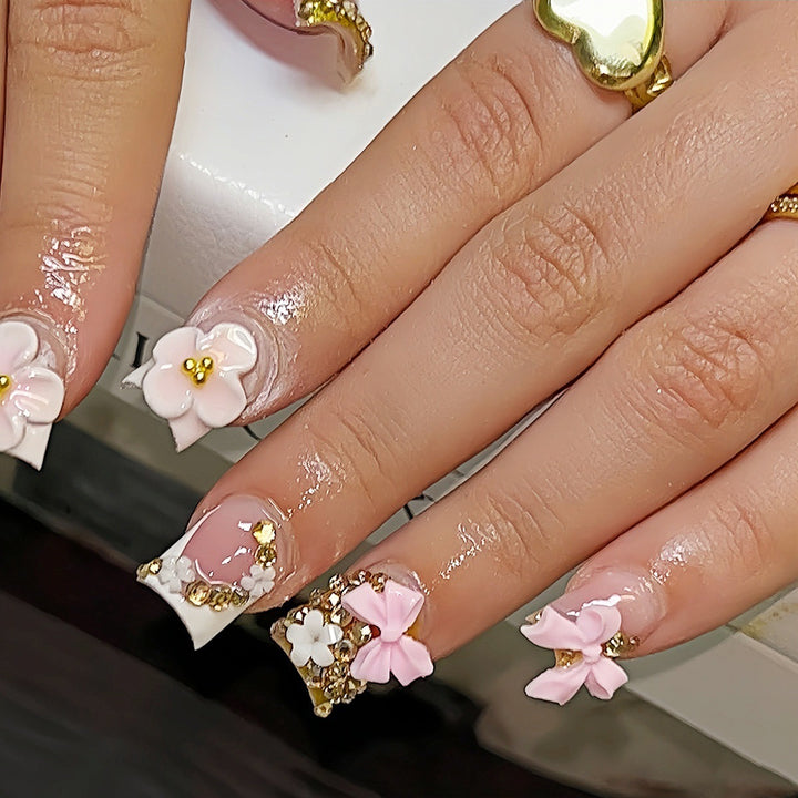 Floral Design Press-On Nails Bowlift