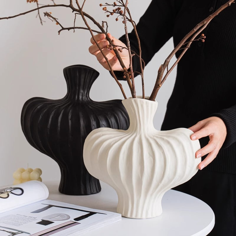 Stylish Ceramic Art Vase Bowlift