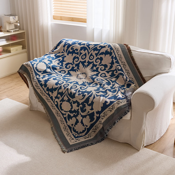 Cozy Cartoon-Themed Throw Blanket