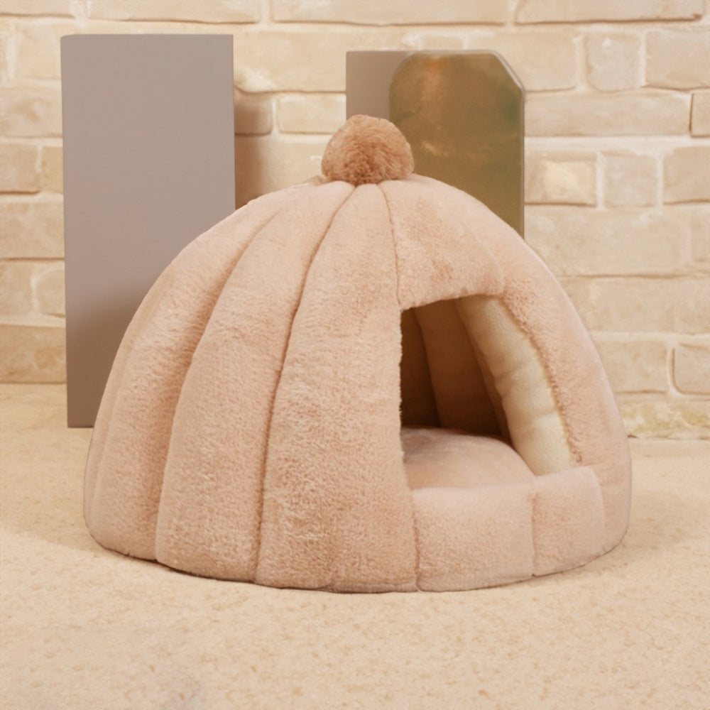 Pumpkin-Shaped Cozy  Hideaway  Dog Bed