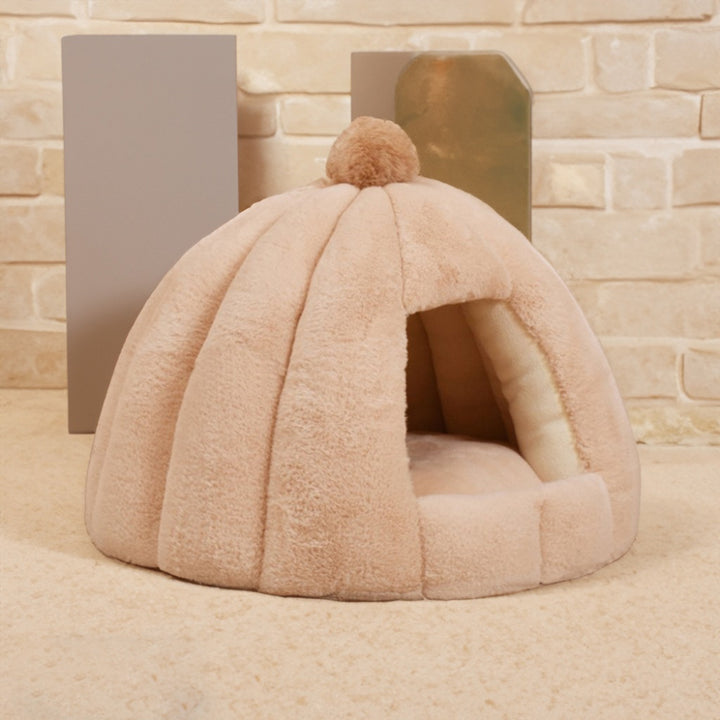 Pumpkin-Shaped Cozy  Hideaway  Dog Bed