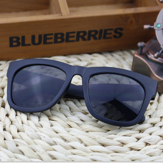 Women's sporty sunglasses with polarized lenses Bowlift