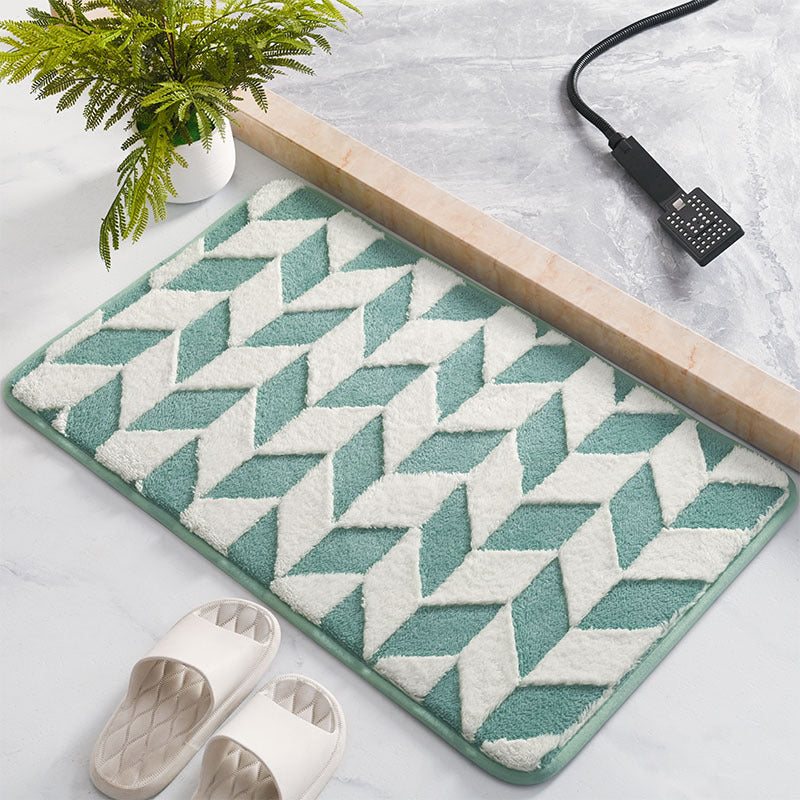 Geometric Pattern Bath Mat