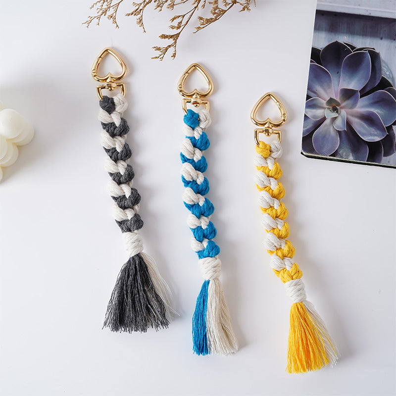 Decorative Macramé Keychain Holder Bowlift