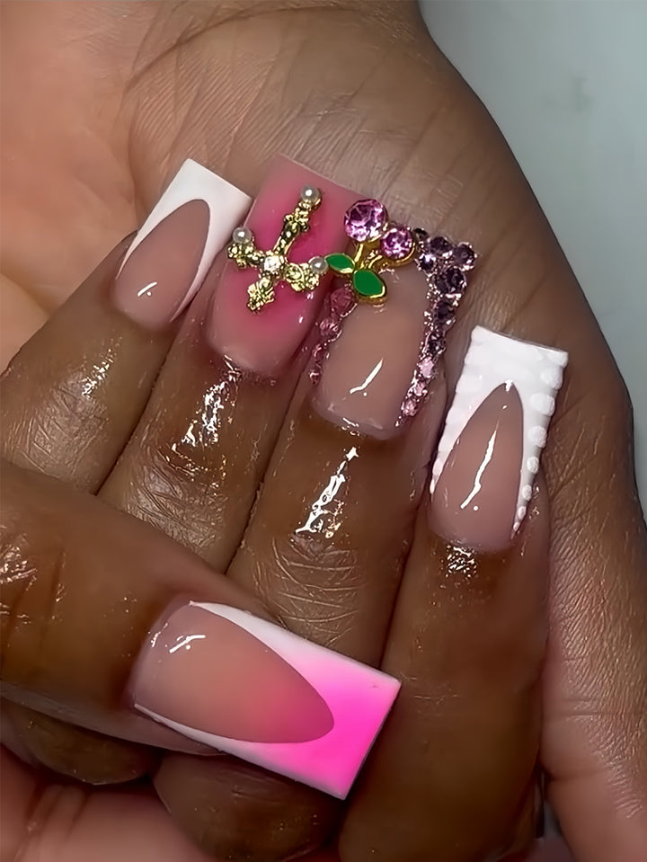 Glamorous Rhinestone-Embellished Nail Art Extensions Bowlift