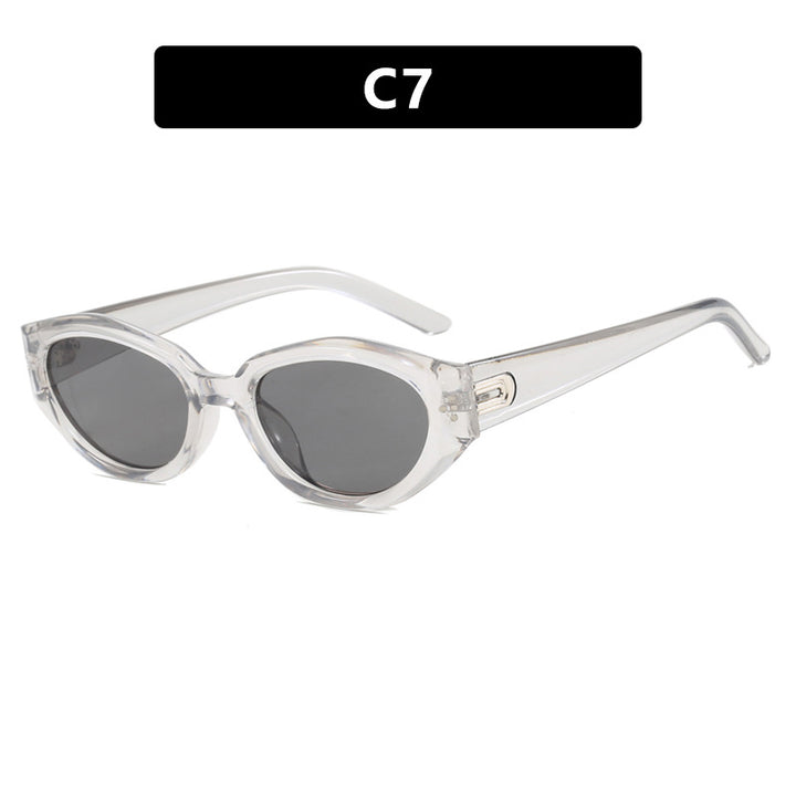 Women Cat-Eye Sunglasses with accentuated transparent frame and UV protection Bowlift