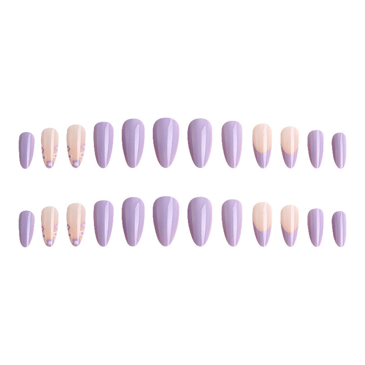 Elegant artificial nails with modern accents Bowlift