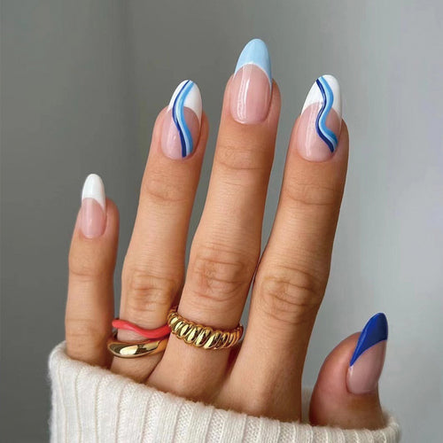 Elegant Artificial Nails with Modern Design Bowlift