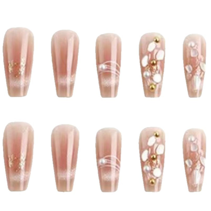 Artistic nails with glitter accents Bowlift