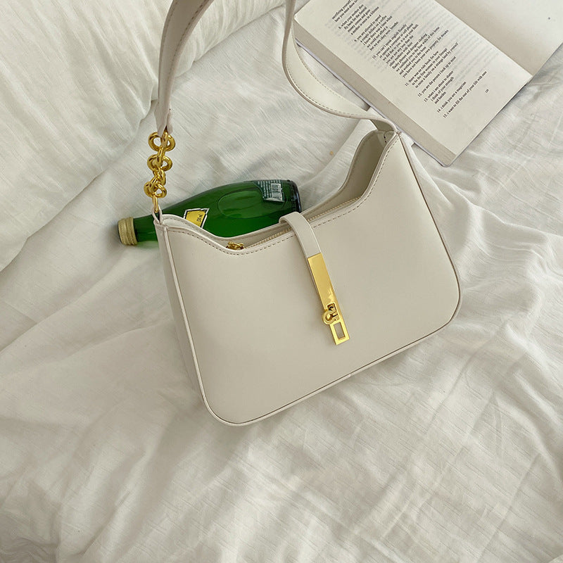 Elegant Structured Handbag Bowlift