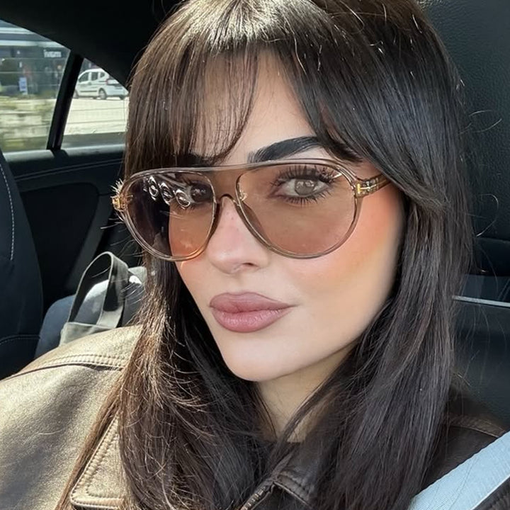 Ladies stylish sunglasses in aerodynamic design Bowlift