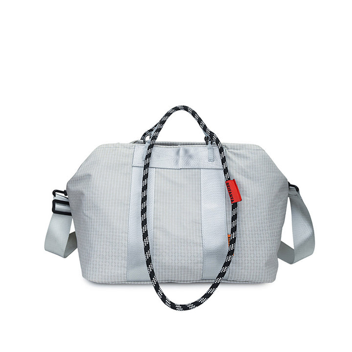 Stylish sports bag with adjustable shoulder strap Bowlift