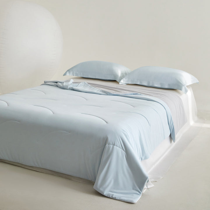 Women's breathable and comfortable blanket with soft texture Bowlift