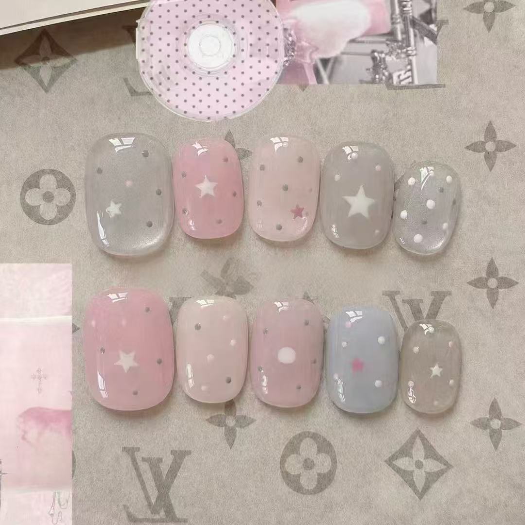 Elegant Press-On Nail Art Set with Bow and Dots Bowlift