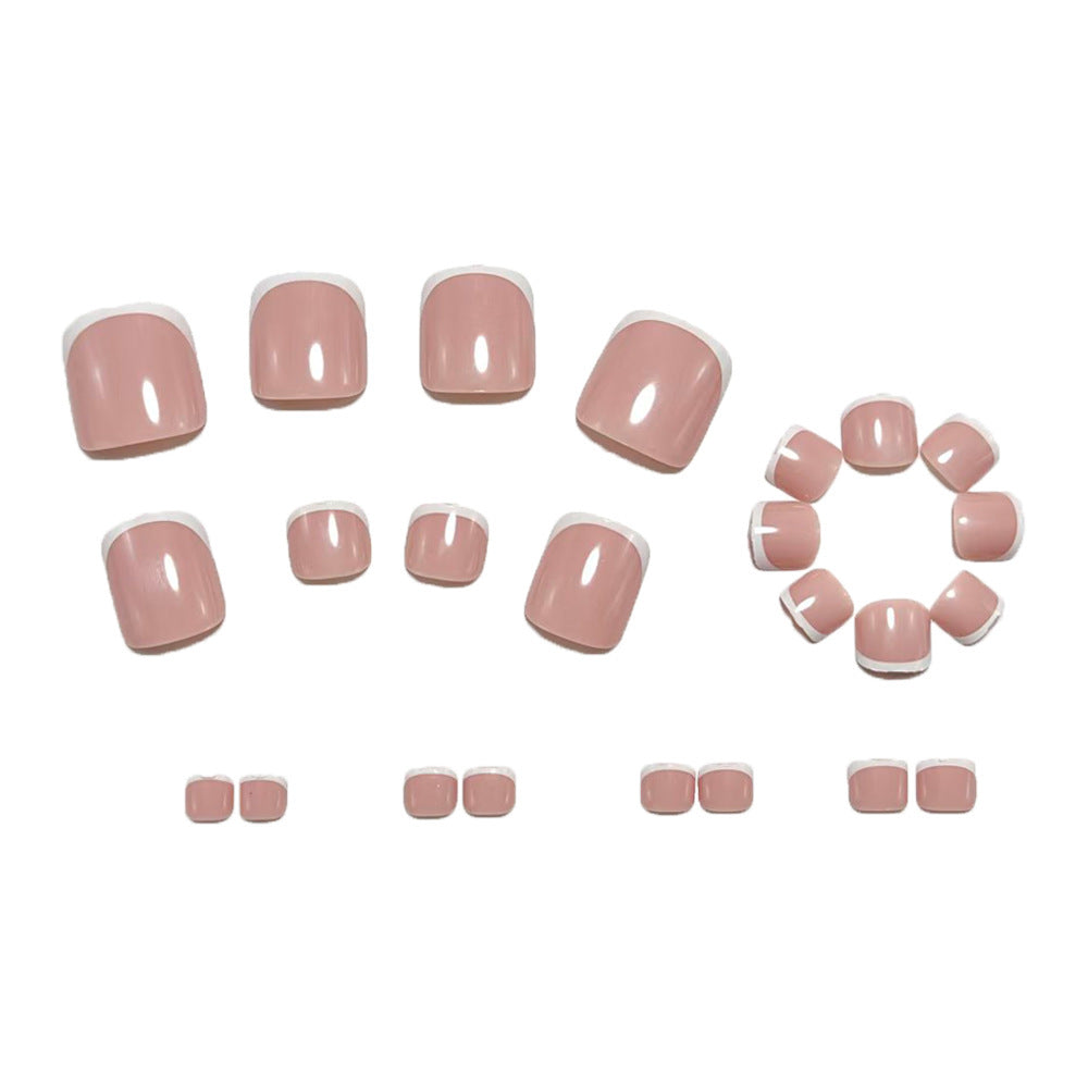 Artificial nails with elegant French tips Bowlift