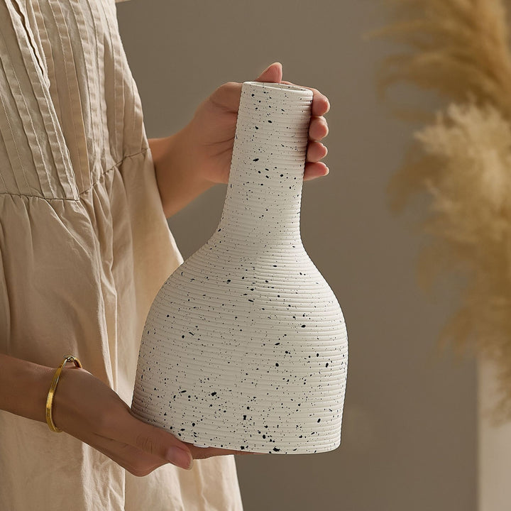 Elegant and Artistic Ceramic Vase Bowlift