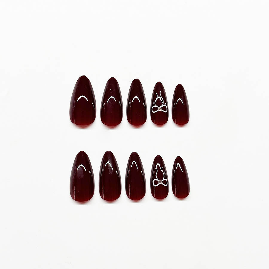 Elegant Stiletto Press-On Nail Extensions Bowlift