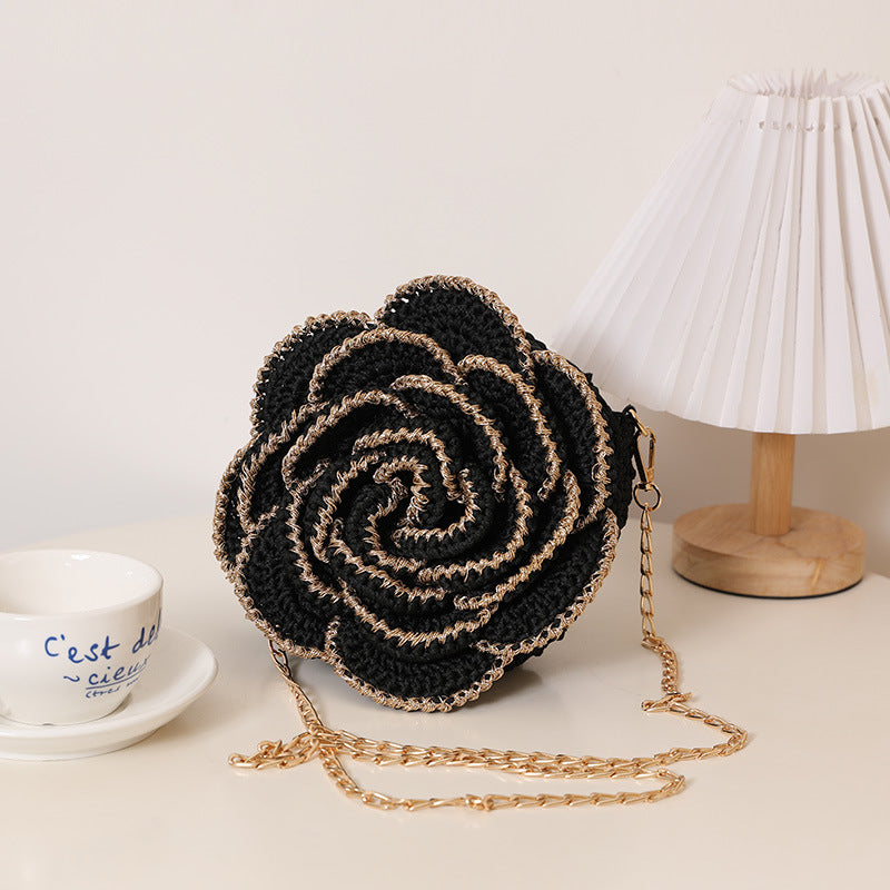 Shoulder bag in romantic rose design Bowlift