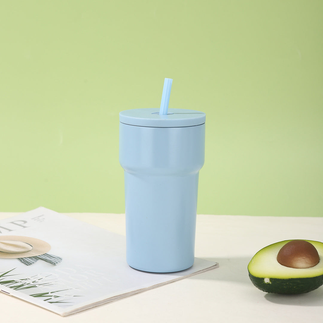 Unisex Insulated Drinking Cup with Dust Protection Lid and Straw Bowlift