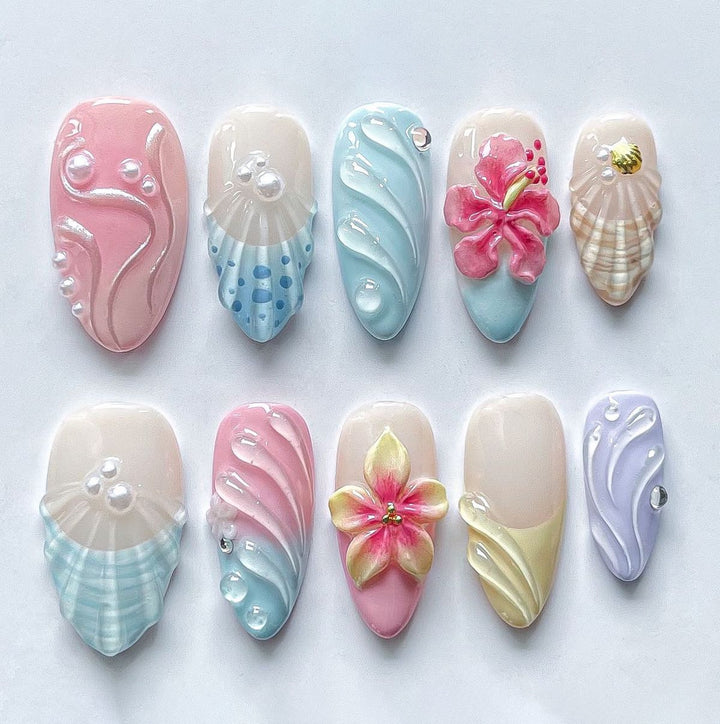 Nail Art in Creative Maritime Design Bowlift