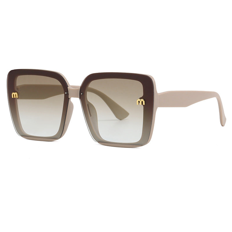 Women's oversized square sunglasses with elegant frame Bowlift