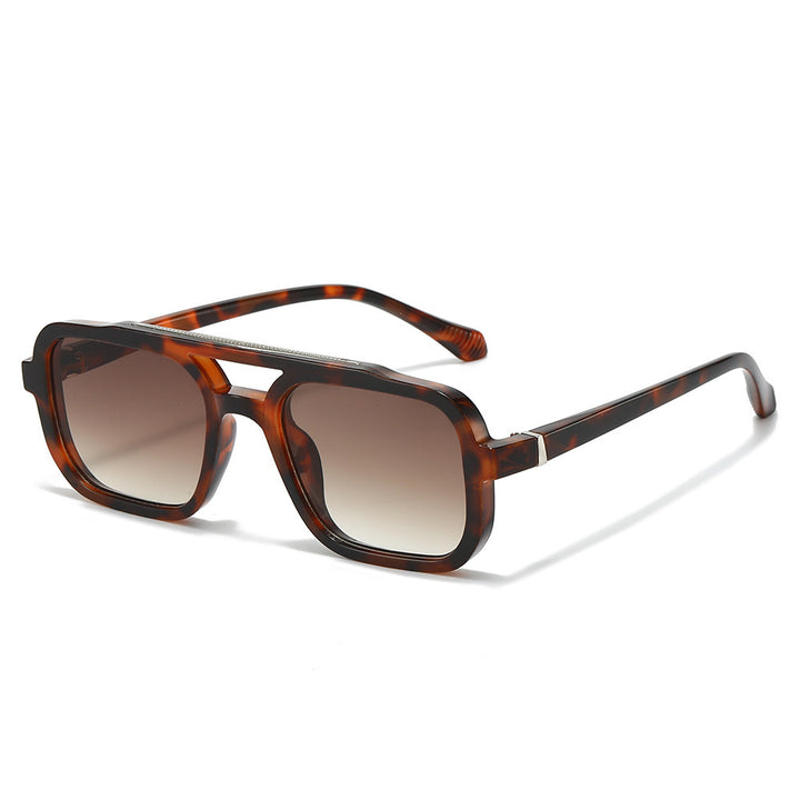 Retro-Inspired Bold Frame Sunglasses Bowlift