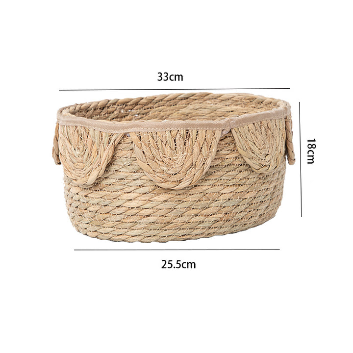 Handwoven decorative basket with ruffles Bowlift