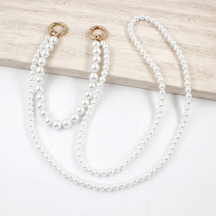 Heart-Designed Beaded Eyewear Chain Bowlift