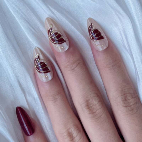 Artistic Heart-Accented Press-On Nail Set Bowlift
