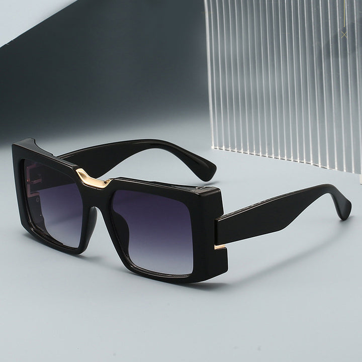 Women's sunglasses in a striking geometric design Bowlift