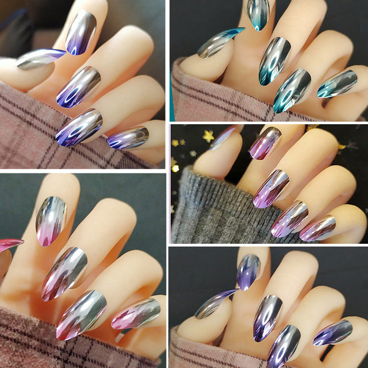 Creative artificial nails in modern gradient design Bowlift