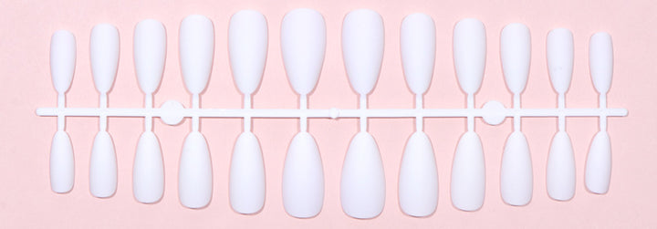 French Tip Press-On Nail Tips Bowlift