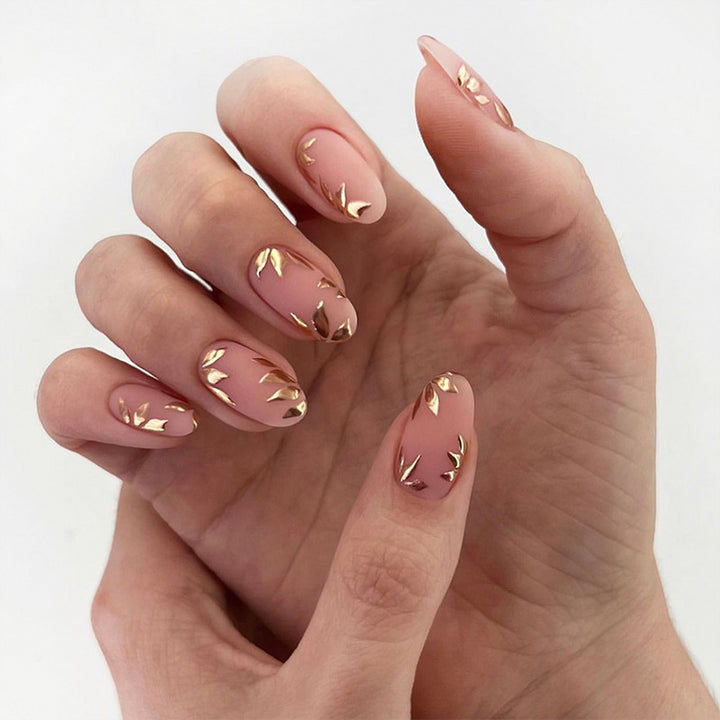 Elegant Gold Leaf Nail Art Bowlift