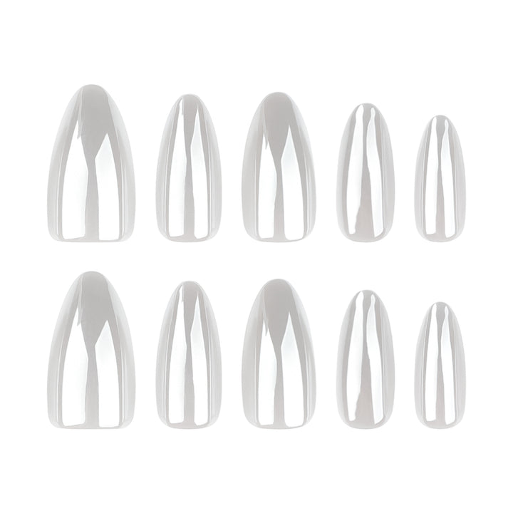 Artful stiletto nails with elegant shine details Bowlift