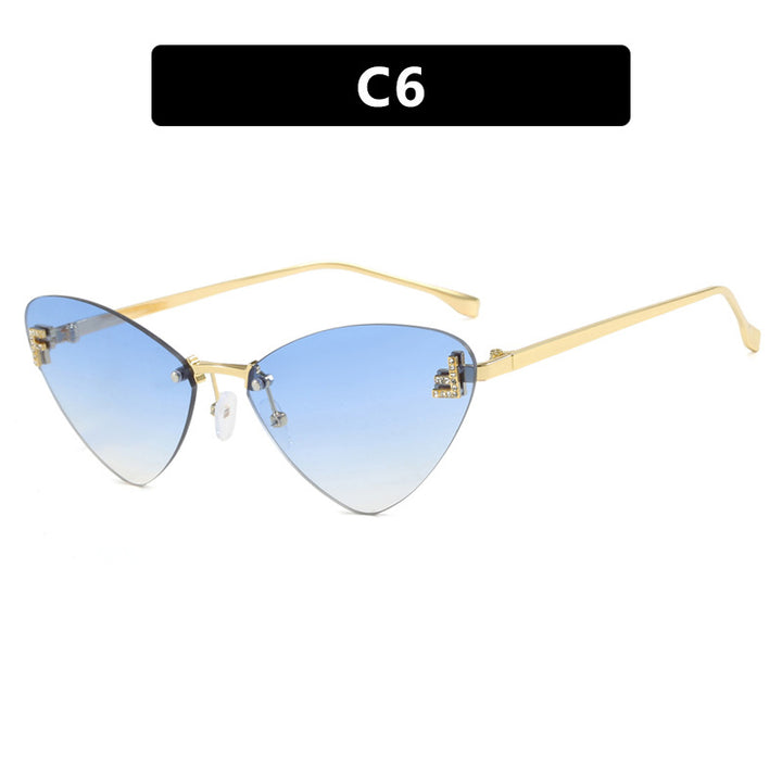Women's extravagant Cat-Eye sunglasses with sparkling details Bowlift