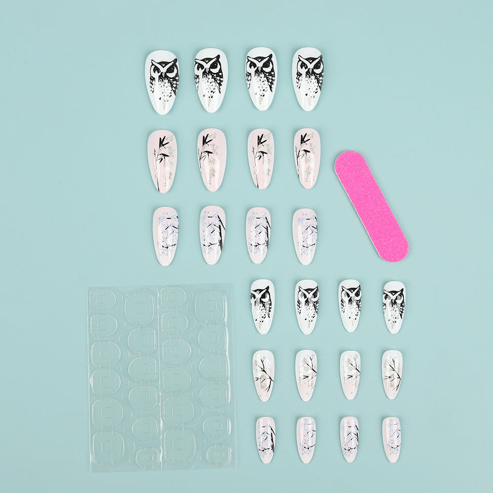 Creative art nails in elegant owl design Bowlift