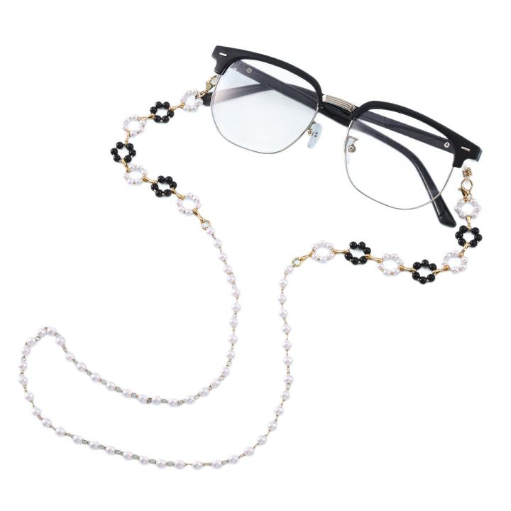 Elegant Beaded Eyewear Chain Bowlift