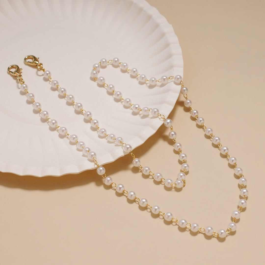Pearl-Linked Eyewear Chain Bowlift