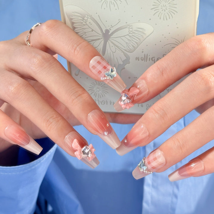 Designer Nail Extensions Bowlift