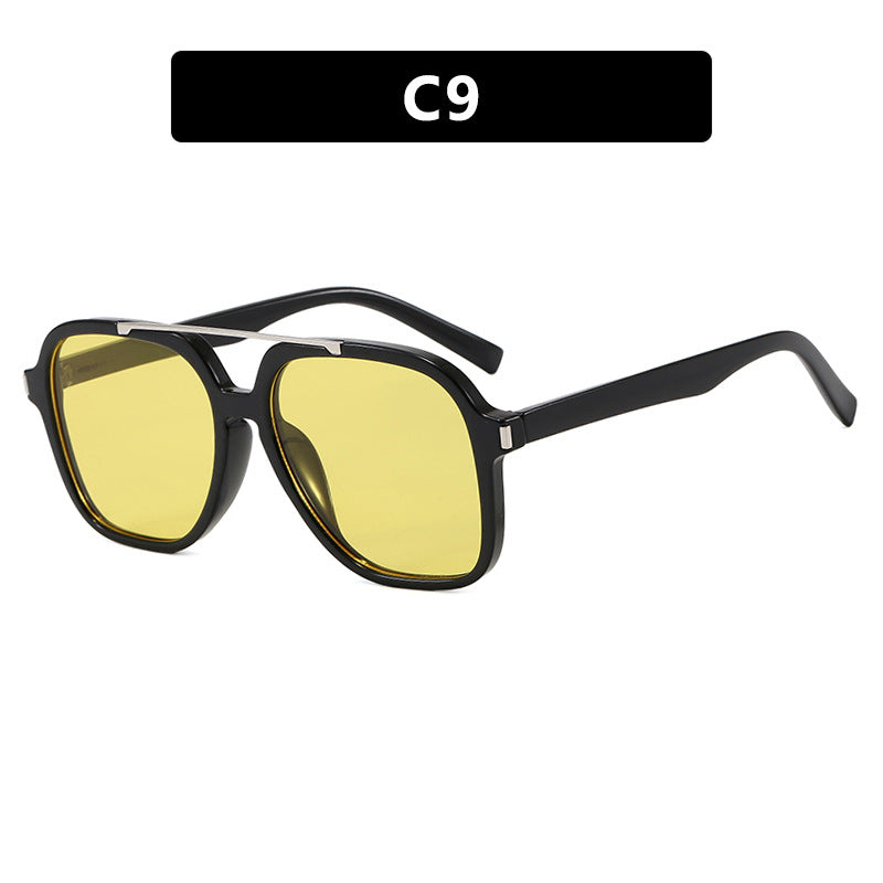 Women's square sunglasses with protective UV filter and elegant frame Bowlift